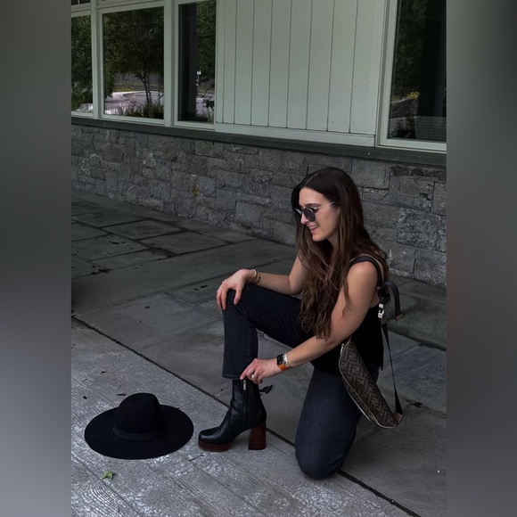 Marc Fisher Marysa Block Heel Platform Bootie 8.5 - Picture 3 of 13